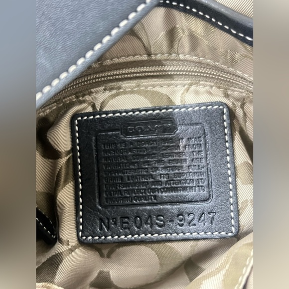 *SOLD* Vintage Coach Mini Soho Bag - Picture 8 of 8